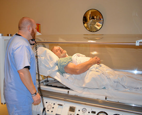 RMC WOUND CENTER PROVIDES ADVANCED HEALING TREATMENTS
